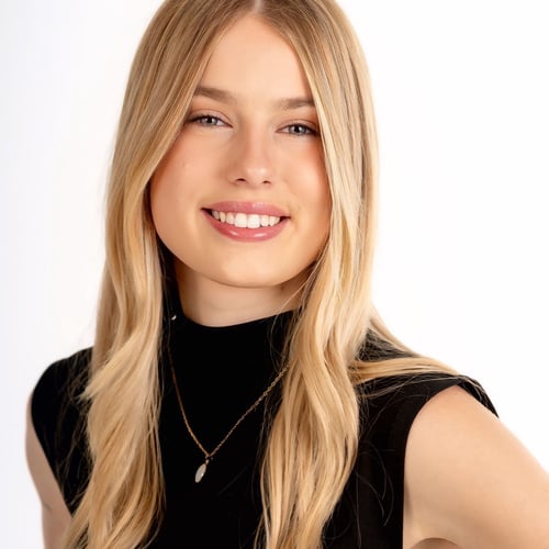 Jenna D Grantham - 18021 Oak St