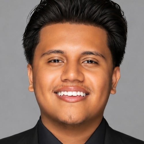 Alexander Ronaldo Portela - 901 N Green Valley Pkwy