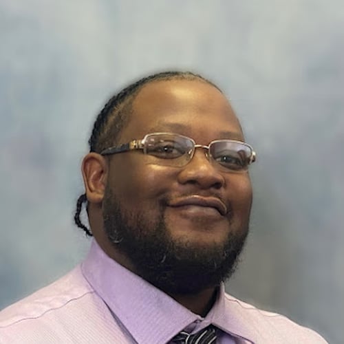 Farmers Insurance - Darryl Starkes