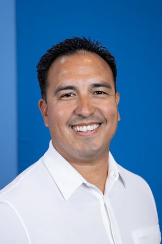 Farmers Insurance - Peter Bozanich