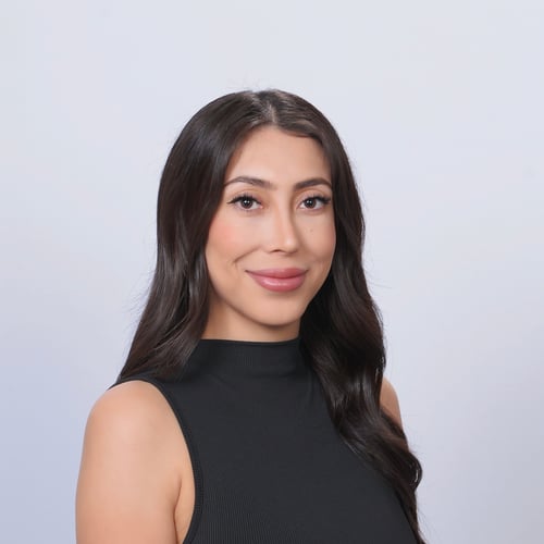 Farmers Insurance - Jeanie Zaporowski