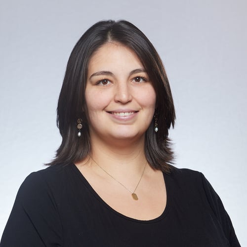Farmers Insurance - Larissa Luce